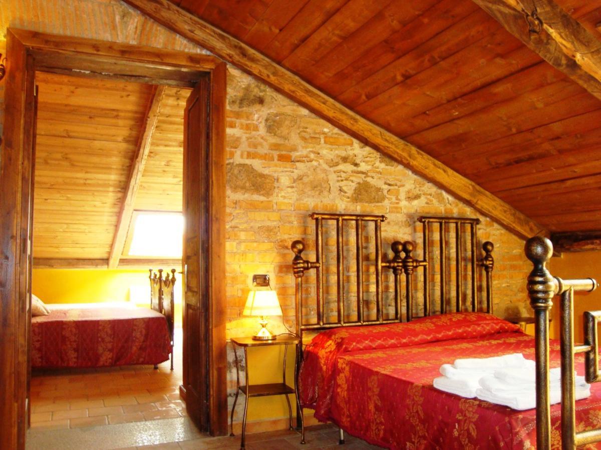 Le Due Torri Bed & Breakfast Filadelfia Екстериор снимка